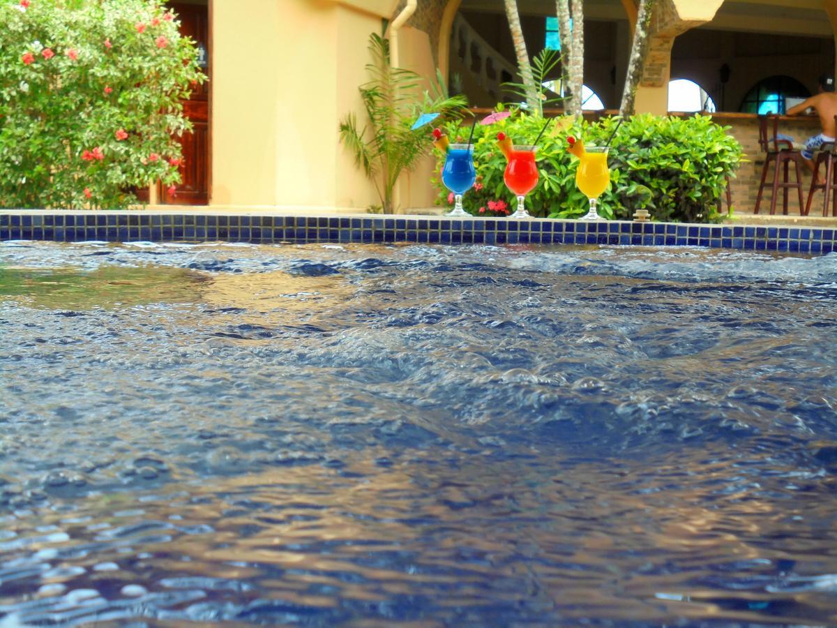 Hotel Delfin Playa Bejuco Esterillos Este Ngoại thất bức ảnh